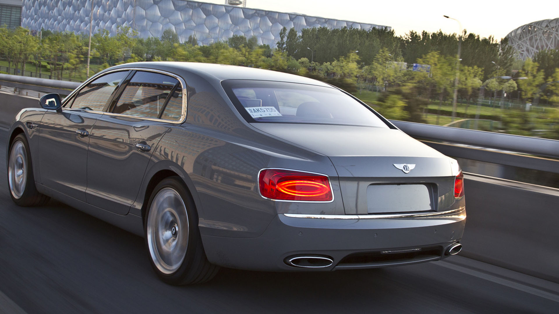 hire bentley flying spur for the day