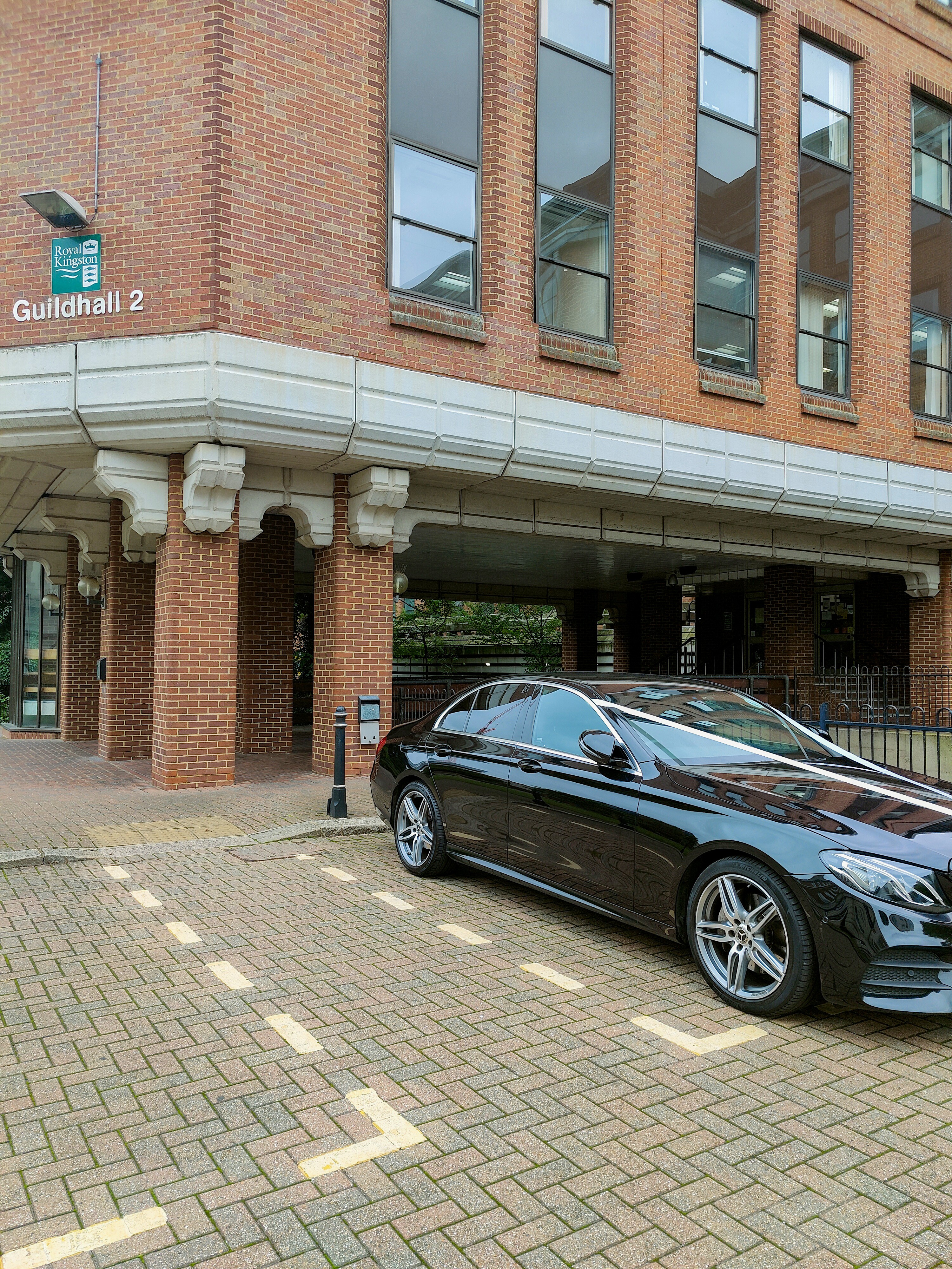 mercedes-benz-e-class-for-a-wedding