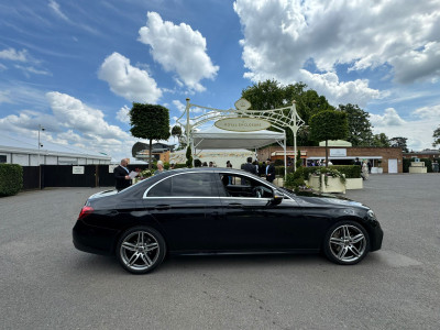 a-day-at-the-races-in-style-right-drop-off-at-royal-enclouser-royal-ascot